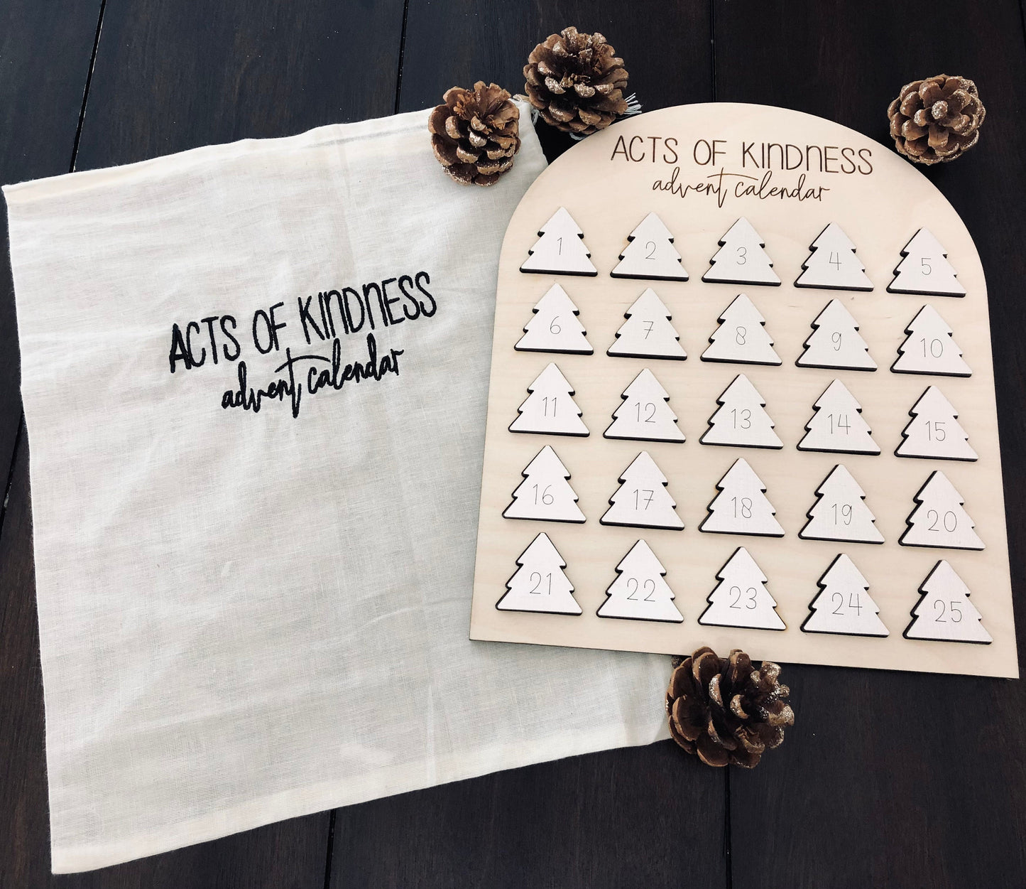 Acts of Kindness Advent Calendar: Interactive Christmas Countdown with Storage Bag